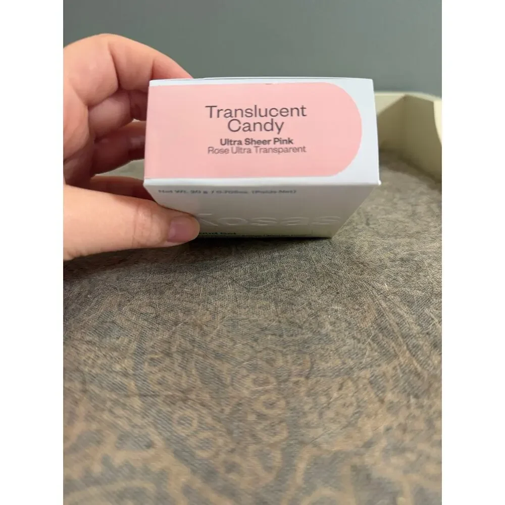 Kosas Translucent Loose Setting + Blurring Powder shade Translucent Candy
